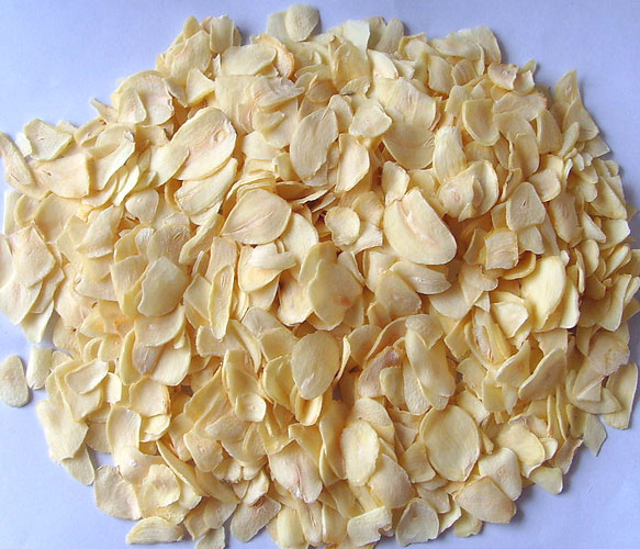 Garlic flakes